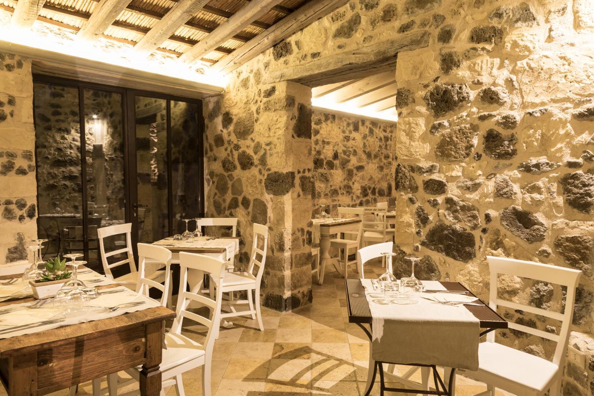 Il Cortiletto Hotel Maison Tresnuraghes Екстер'єр фото