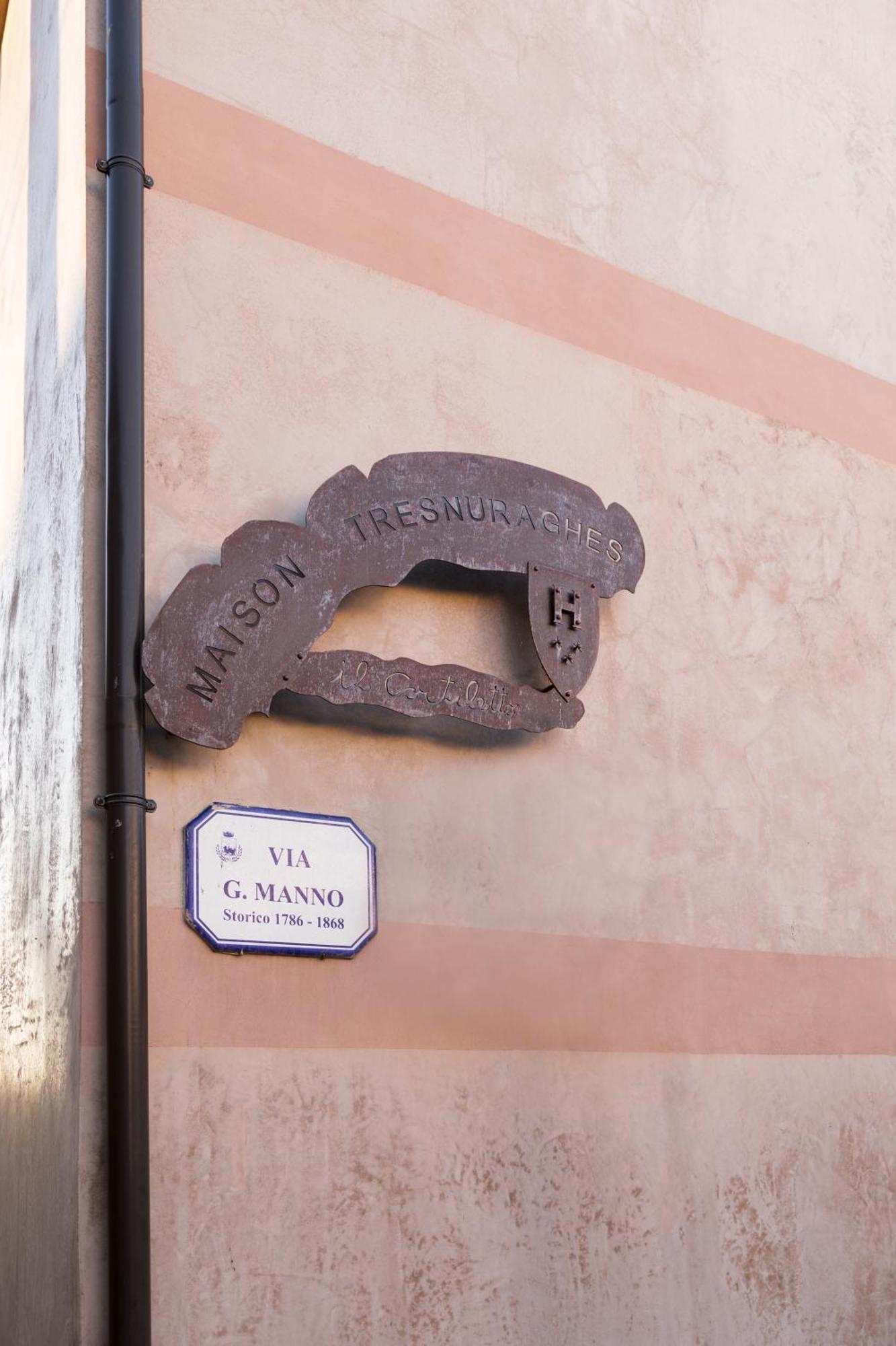 Il Cortiletto Hotel Maison Tresnuraghes Екстер'єр фото
