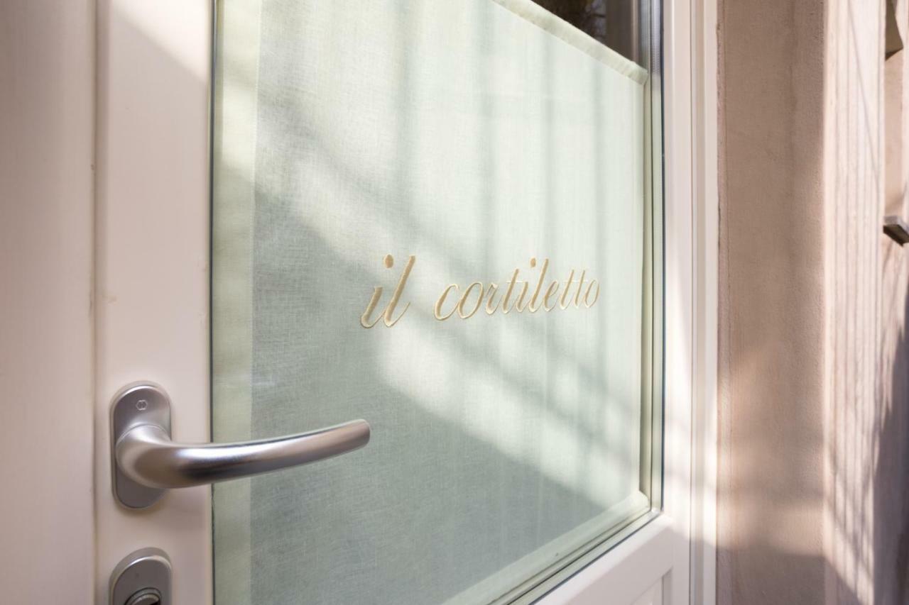 Il Cortiletto Hotel Maison Tresnuraghes Екстер'єр фото
